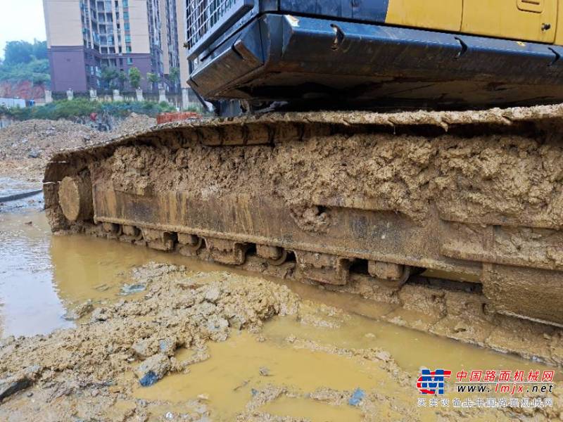 长沙市出售转让二手不详小时2020年徐工XE270DK挖掘机