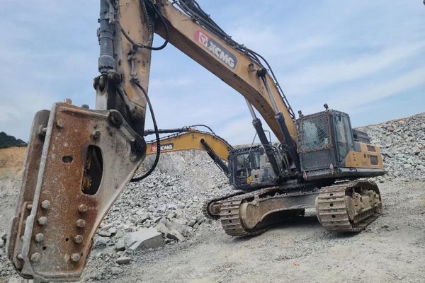 宁德市出售转让二手不详小时2019年徐工XE490D挖掘机