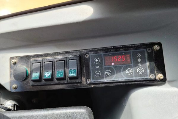 福州市出售转让二手不详小时2020年徐工XE65DA挖掘机