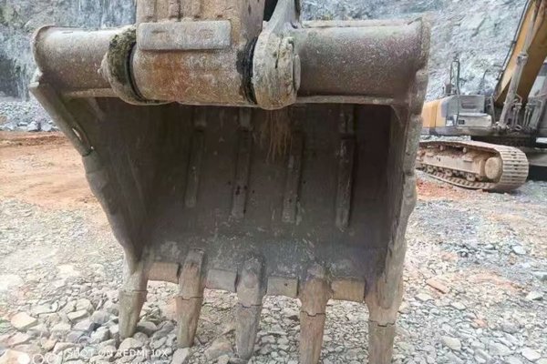 福州市出售转让二手不详小时2020年徐工XE400DK挖掘机