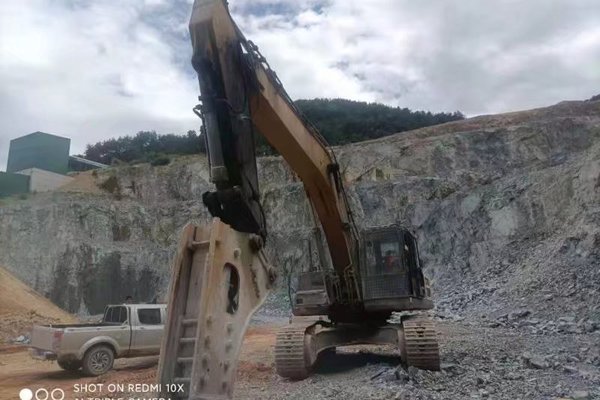 福州市出售转让二手不详小时2020年徐工XE370D挖掘机
