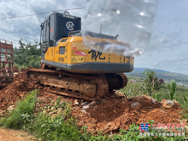 大理出售转让二手不详小时2019年徐工XE135D挖掘机