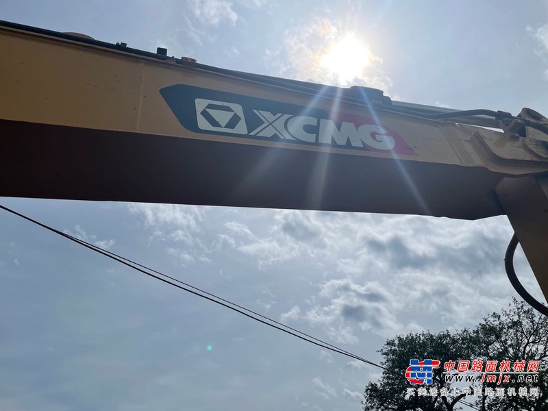 大理出售转让二手不详小时2019年徐工XE135D挖掘机