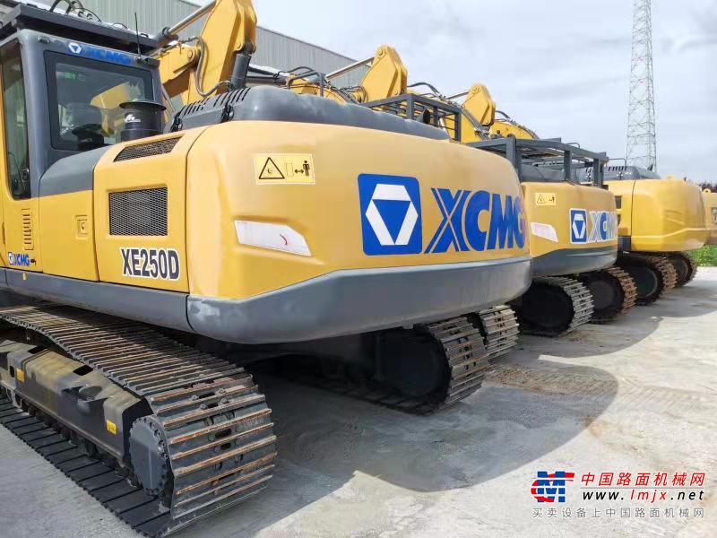 徐州市出售转让二手不详小时2017年徐工XE250D挖掘机