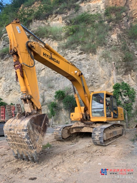 昆明市出售转让二手不详小时2009年现代R305LC-7挖掘机