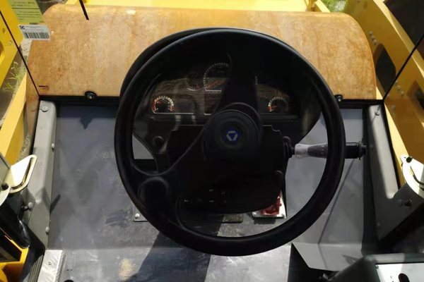 徐州市出售转让二手不详小时2019年徐工XS263H单钢轮压路机