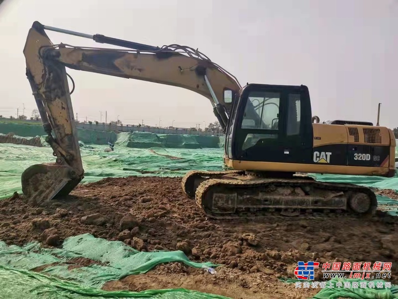 徐州市出售转让二手不详小时2018年卡特彼勒320DGC液压挖掘机