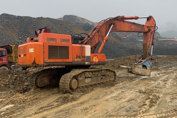 上饶市出售转让二手不详小时2011年日立ZX470H-3挖掘机