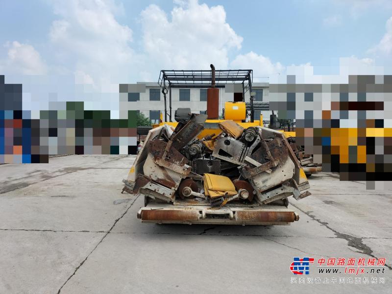 徐州市出售转让二手不详小时2016年中联重科DTU95D沥青摊铺机