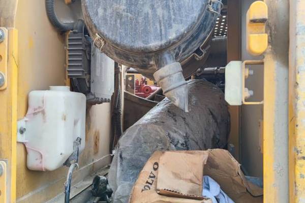 绵阳市出售转让二手不详小时2000年沃尔沃EC240挖掘机