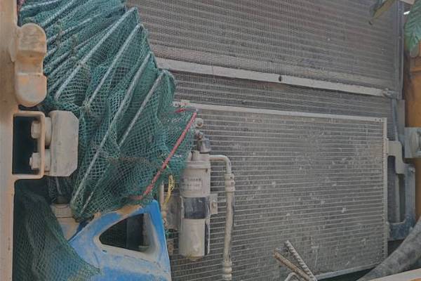 绵阳市出售转让二手不详小时2000年沃尔沃EC240挖掘机