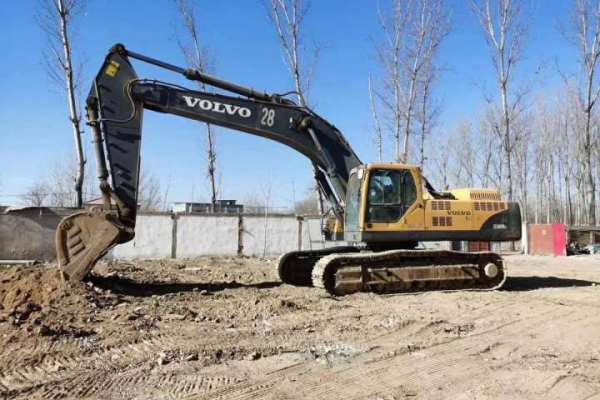 乌鲁木齐市出售转让二手不详小时2012年沃尔沃EC60B挖掘机