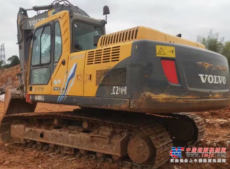 岳阳市出售转让二手不详小时2014年沃尔沃EC210B挖掘机