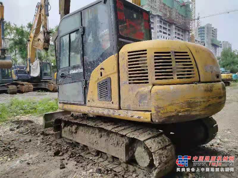 长春市出售转让二手不详小时2011年小松PC70-8挖掘机