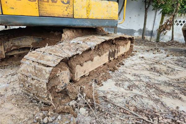 绵阳市出售转让二手不详小时2000年沃尔沃EC240挖掘机