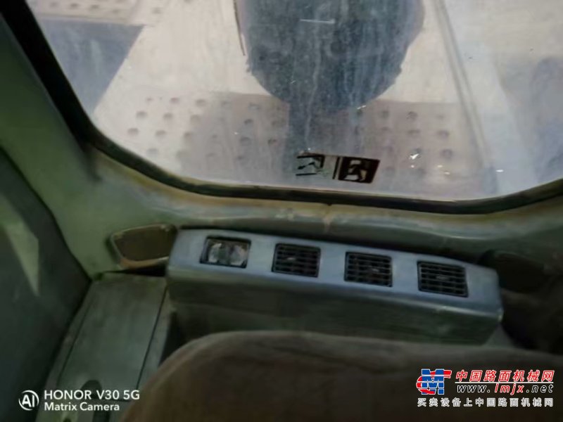 郑州市出售转让二手不详小时2000年日立ZX350挖掘机