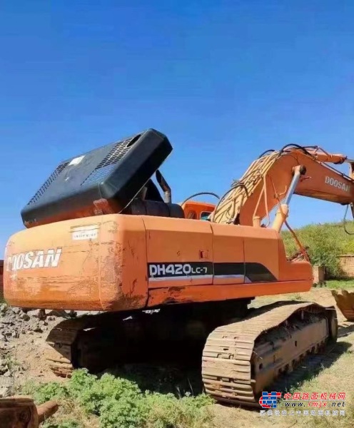 鞍山市出售转让二手不详小时2011年斗山DX420LC挖掘机