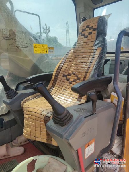 贵阳市出售转让二手不详小时2020年徐工XE370D挖掘机
