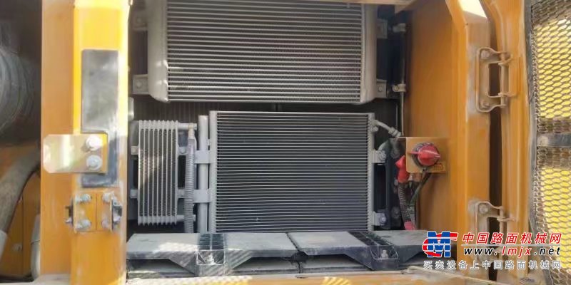 贵阳市出售转让二手不详小时2020年徐工XE205DA挖掘机