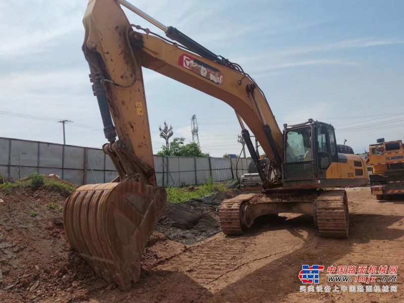 贵阳市出售转让二手不详小时2020年徐工XE370D挖掘机