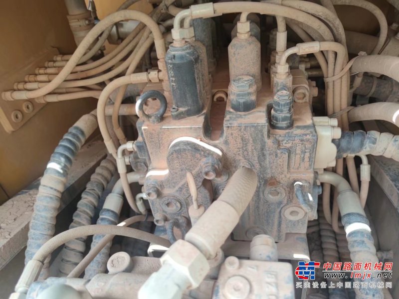 贵阳市出售转让二手不详小时2020年徐工XE370D挖掘机