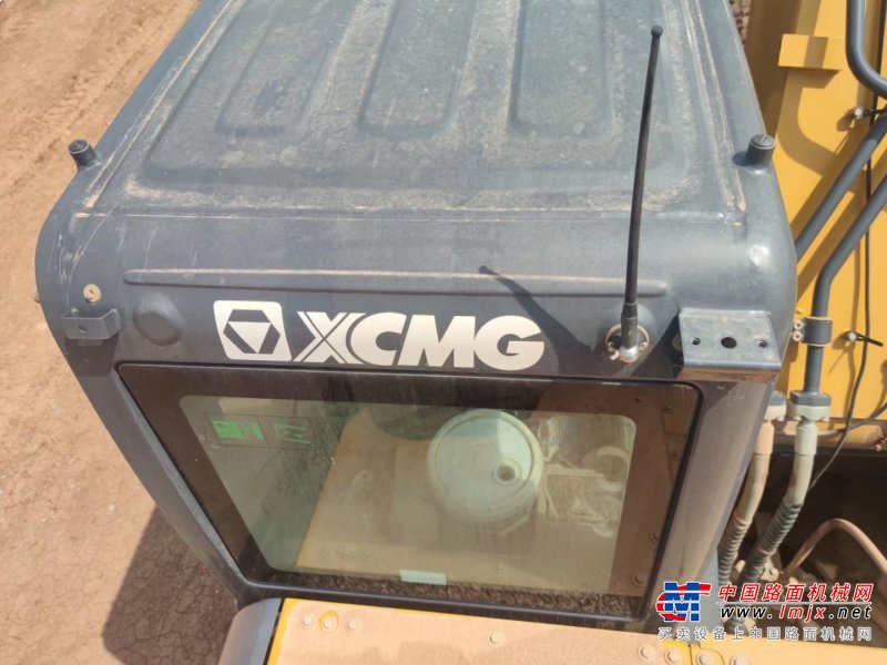 贵阳市出售转让二手不详小时2020年徐工XE370D挖掘机