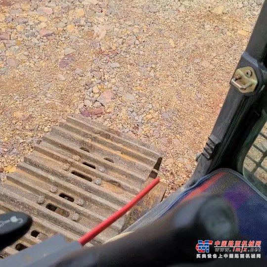 贵阳市出售转让二手不详小时2020年徐工XE370D挖掘机