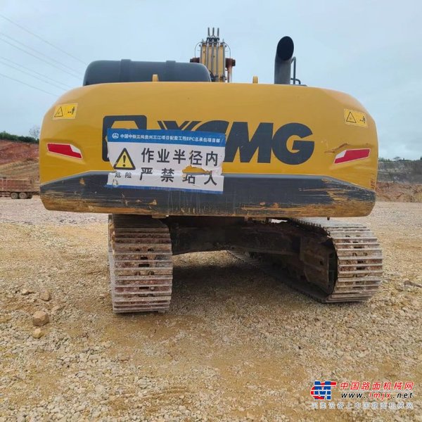 贵阳市出售转让二手不详小时2020年徐工XE370D挖掘机