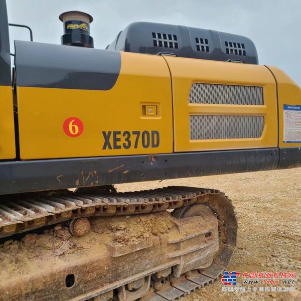 贵阳市出售转让二手不详小时2020年徐工XE370D挖掘机