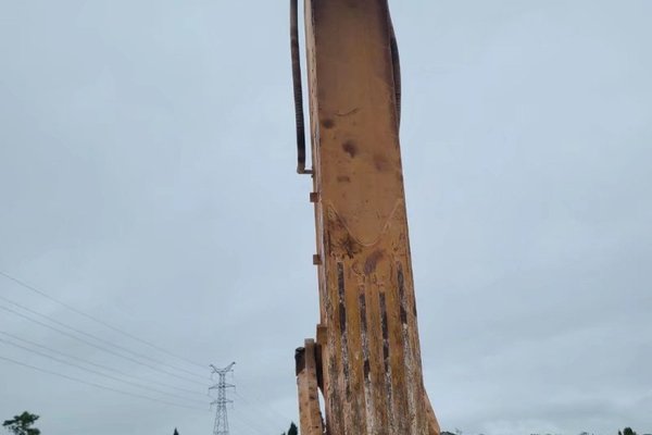 贵阳市出售转让二手不详小时2020年徐工XE370D挖掘机