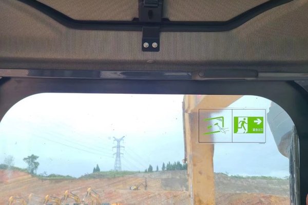 贵阳市出售转让二手不详小时2020年徐工XE370D挖掘机