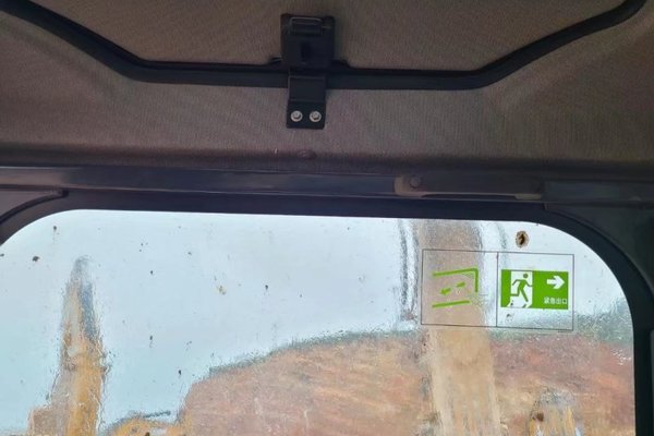 贵阳市出售转让二手不详小时2020年徐工XE370D挖掘机