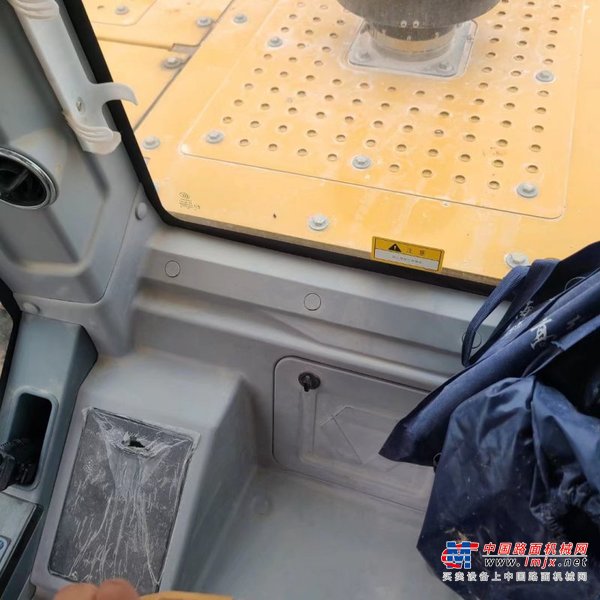 贵阳市出售转让二手不详小时2020年徐工XE370D挖掘机