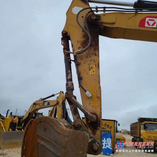 贵阳市出售转让二手不详小时2020年徐工XE370D挖掘机