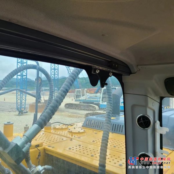 贵阳市出售转让二手不详小时2020年徐工XE370D挖掘机