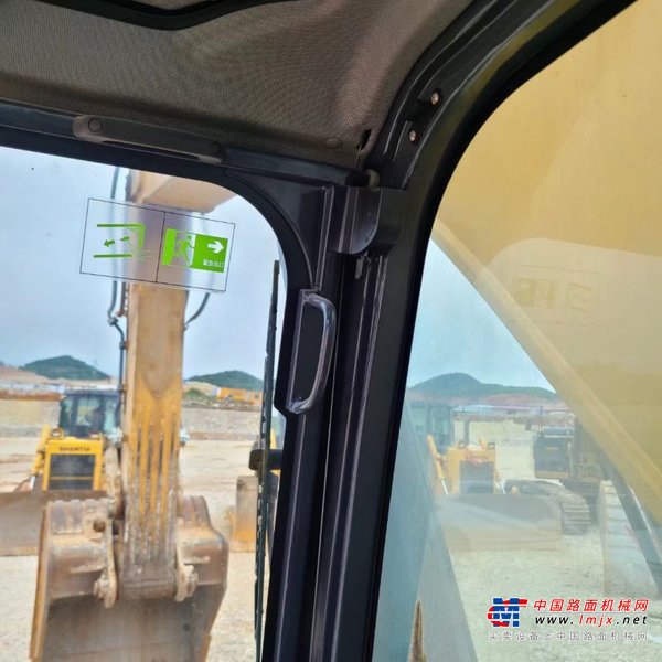 贵阳市出售转让二手不详小时2020年徐工XE370D挖掘机