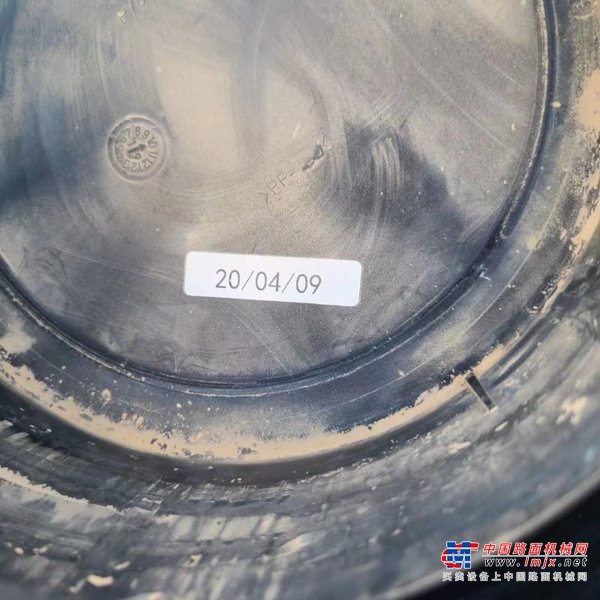 贵阳市出售转让二手不详小时2020年徐工XE135D挖掘机