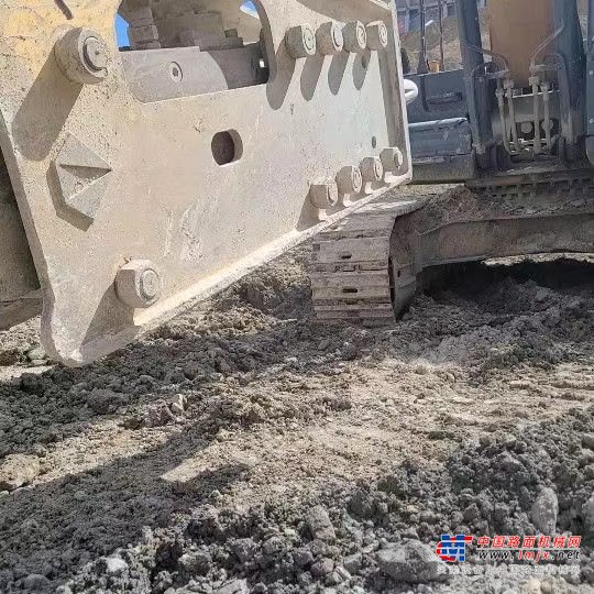 贵阳市出售转让二手不详小时2020年徐工XE370D挖掘机