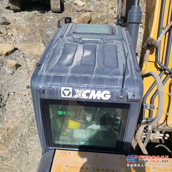 贵阳市出售转让二手不详小时2020年徐工XE370D挖掘机