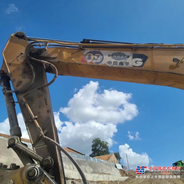 贵阳市出售转让二手不详小时2020年徐工XE370D挖掘机
