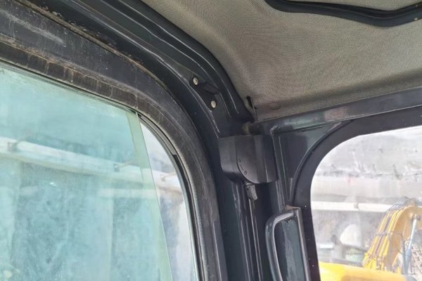 贵阳市出售转让二手不详小时2020年徐工XE370D挖掘机