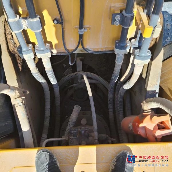 贵阳市出售转让二手不详小时2020年徐工XE370D挖掘机