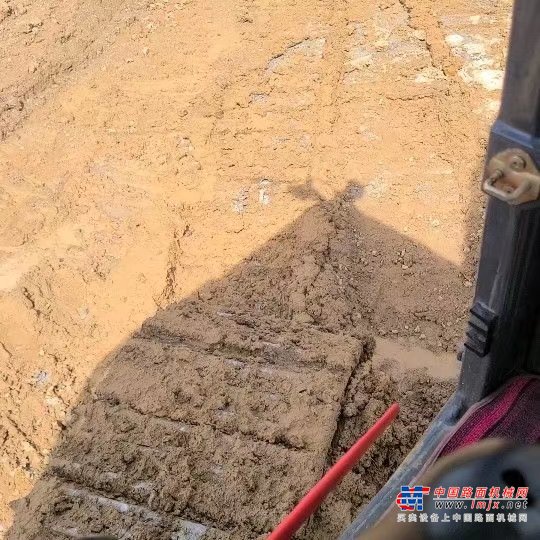 贵阳市出售转让二手不详小时2020年徐工XE370D挖掘机