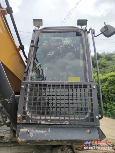 贵阳市出售转让二手不详小时2019年徐工XE400DK挖掘机