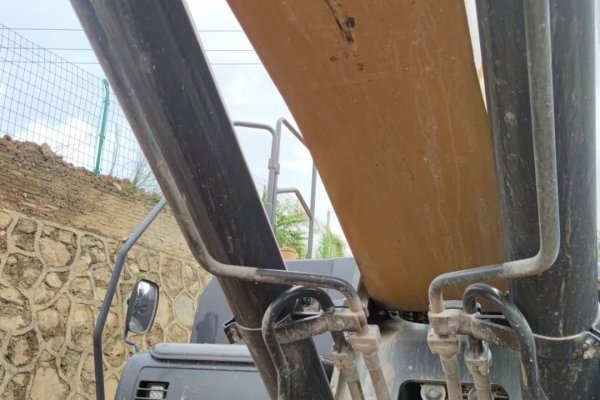 贵阳市出售转让二手不详小时2019年徐工XE400DK挖掘机
