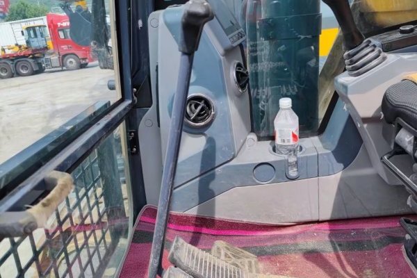 贵阳市出售转让二手不详小时2020年徐工XE380DK挖掘机