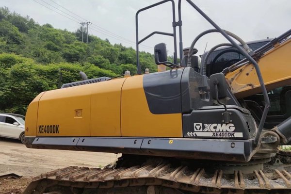 贵阳市出售转让二手不详小时2019年徐工XE400DK挖掘机