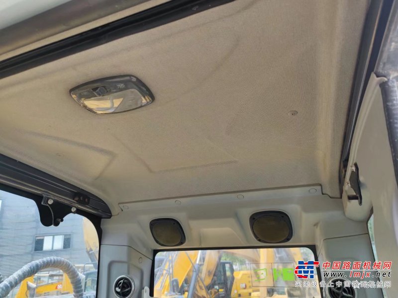 贵阳市出售转让二手不详小时2020年徐工XE215D挖掘机
