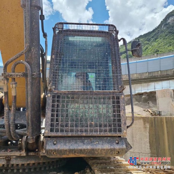 贵阳市出售转让二手不详小时2019年徐工XE490DK挖掘机