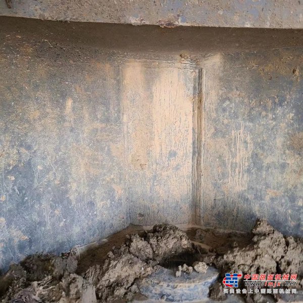 贵阳市出售转让二手不详小时2019年徐工XE490DK挖掘机